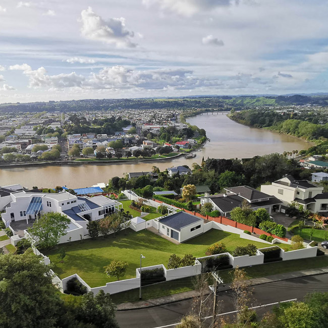 View over Whanganui and the Whanganui River